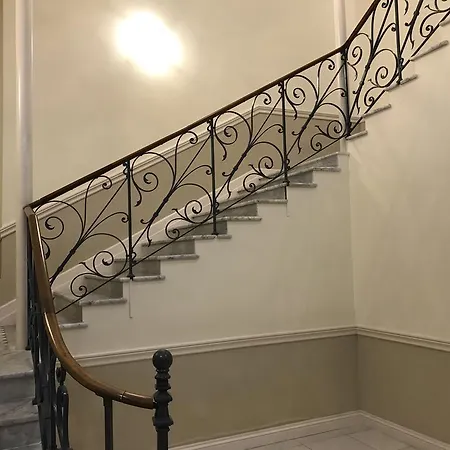 Lilla By Connexion Menton